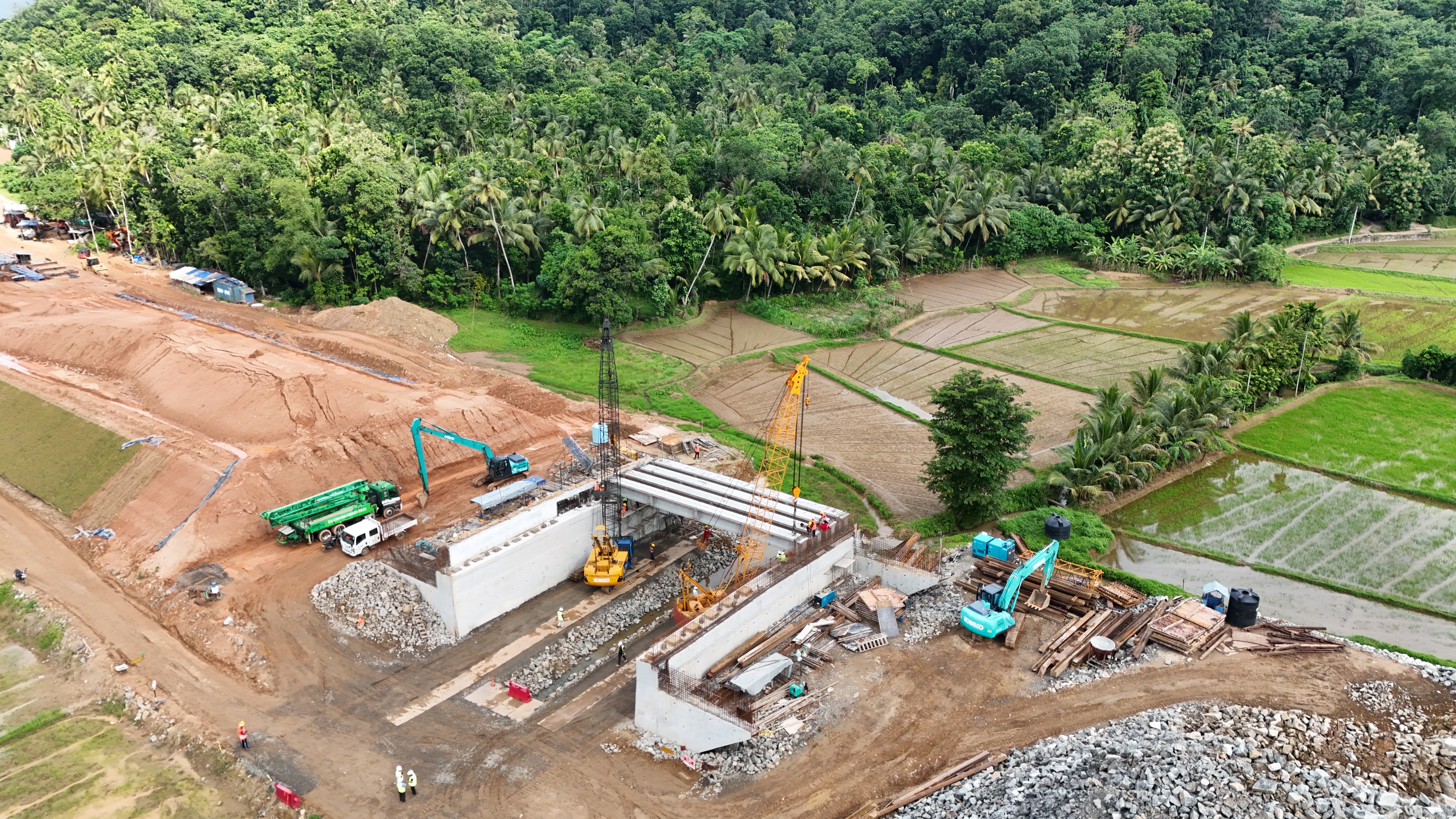 Central Expressway Project Section 3 (Pothuhera to Galagedara) - RR Construction Sri Lanka