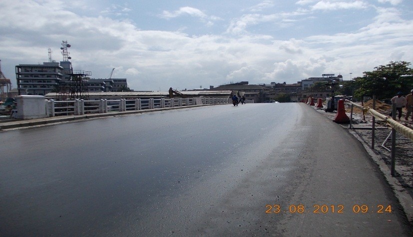 Widening of Hartal Bridge in Ports of Colombo - RR Construction Sri Lanka